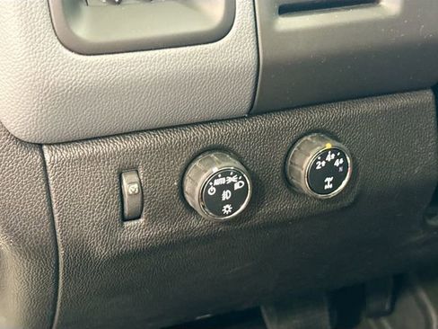 Used 2016 Chevrolet Colorado Z71 image 11