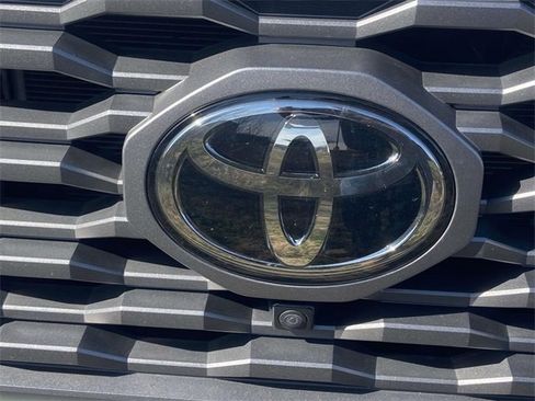 Used 2023 Toyota Tacoma TRD Sport w/ Advanced Technology Package image 10