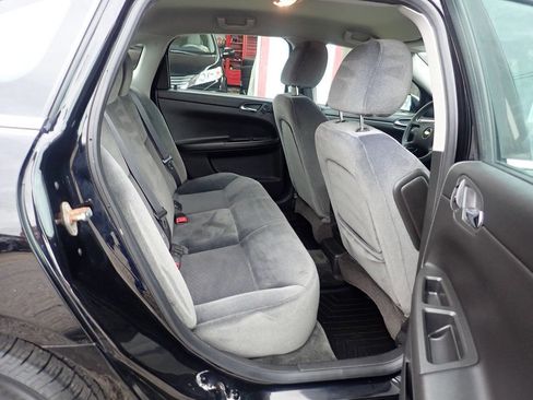 Used 2011 Chevrolet Impala LS image 26