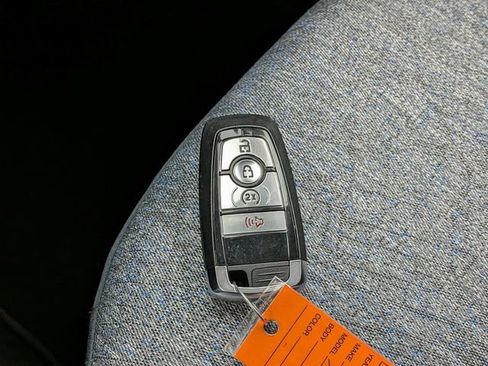 Used 2025 Ford Maverick XLT w/ Equipment Group 301A image 38