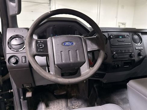 Used 2016 Ford F250 XL w/ Power Equipment Group image 11