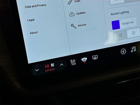 Used 2022 Rivian R1T Launch Edition image 14