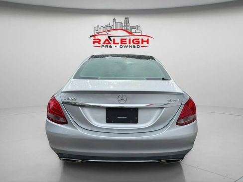Used 2016 Mercedes-Benz C 300 4MATIC Sedan image 3