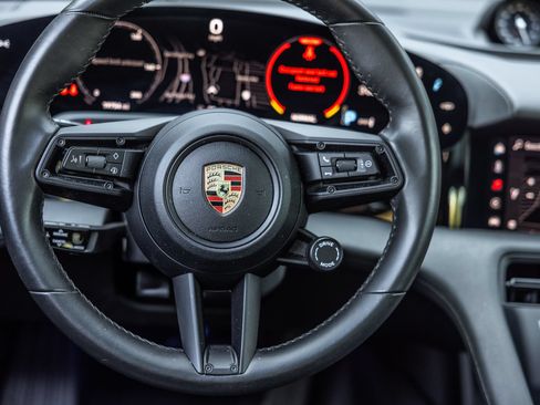 Certified 2023 Porsche Taycan 4S AWD/4WD image 13