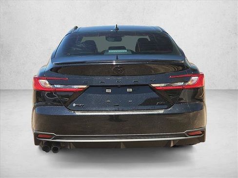 Used 2025 Toyota Camry SE w/ Convenience Package FWD image 7