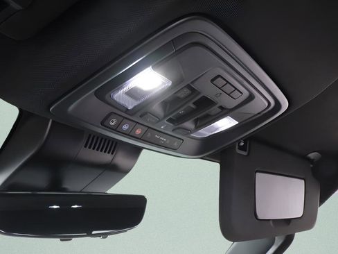 Used 2025 GMC Sierra 2500 AT4 w/ AT4 Premium Plus Package image 15