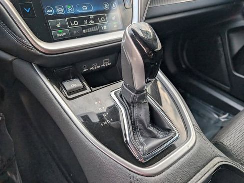 Used 2023 Subaru Outback Premium image 28