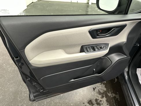 Certified 2025 Subaru Forester image 15