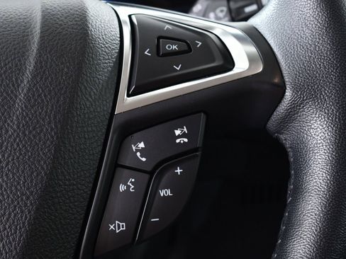 Used 2022 Ford Edge SEL w/ Convenience Package image 34