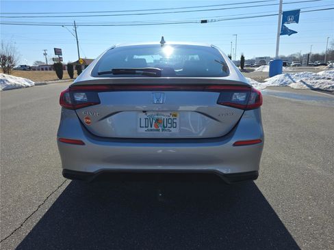 Used 2024 Honda Civic Sport image 5