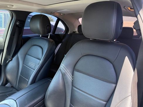 Used 2020 Mercedes-Benz C 300 Sedan image 3