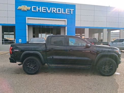 New 2026 Chevrolet Colorado Trail Boss AWD/4WD image 3