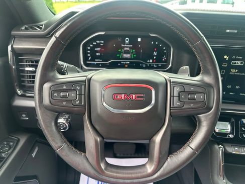 Used 2022 GMC Sierra 1500 AT4 w/ AT4 Premium Package AWD/4WD image 12