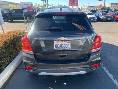 Used 2018 Chevrolet Trax LT image 7