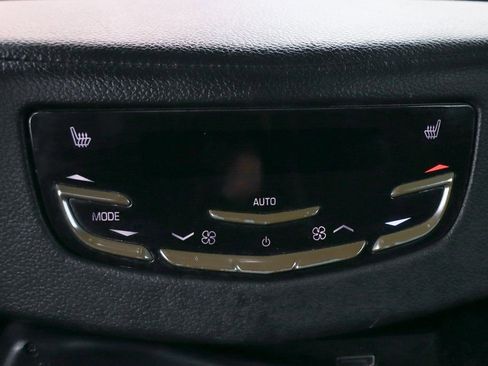 Used 2019 Cadillac Escalade Platinum AWD/4WD image 44