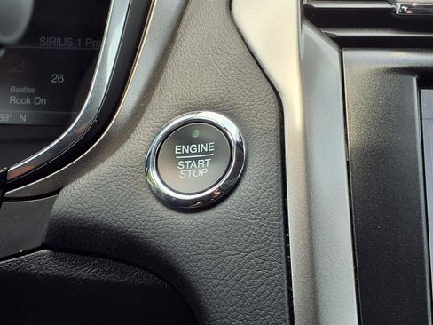 Certified 2020 Ford Fusion SE image 20