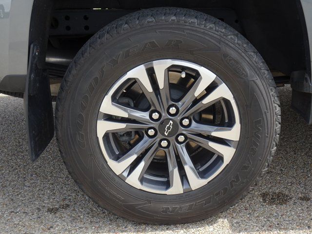 Used 2022 Chevrolet Colorado Z71 AWD/4WD image 28