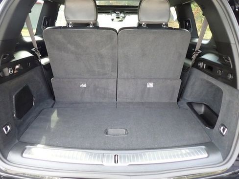 Certified 2023 Jeep Grand Cherokee L Overland image 6