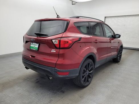 Used 2019 Ford Escape SE image 9