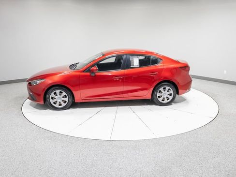 Used 2014 MAZDA MAZDA3 i Sport image 30