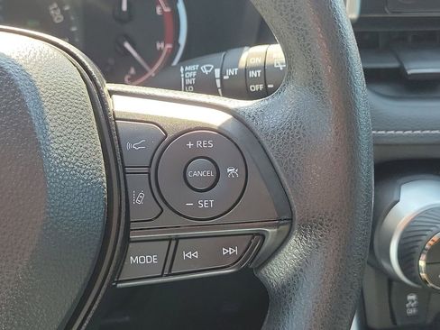 Certified 2024 Toyota RAV4 XLE w/ Convenience Package image 30