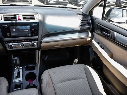 Used 2016 Subaru Outback 2.5i Premium AWD/4WD image 18
