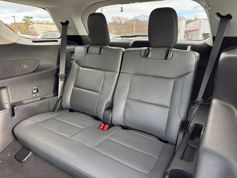 New 2026 Ford Explorer Active w/ Active Comfort Package image 31