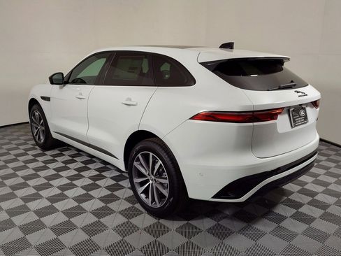 Used 2026 Jaguar F-PACE R-Dynamic S image 2