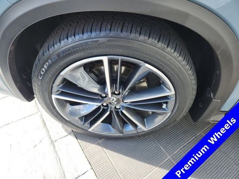 Used 2025 INFINITI QX55 Luxe w/ Cargo Package image 5