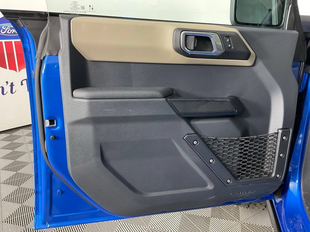 New 2026 Ford Bronco Big Bend w/ Black Diamond Package AWD/4WD image 12