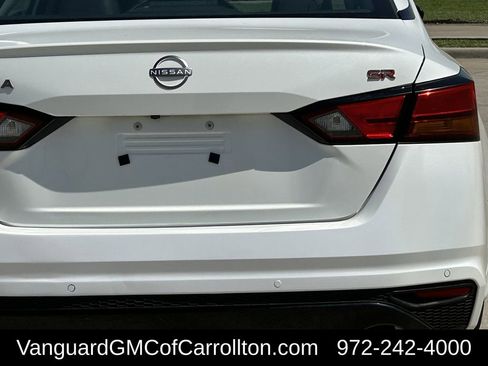 Used 2024 Nissan Altima 2.5 SR image 8