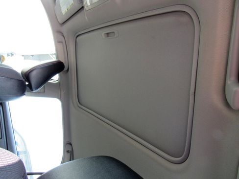 Used 2017 Toyota Camry SE w/ Moonroof Package image 21