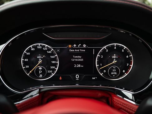 Used 2022 Bentley Continental GT image 20