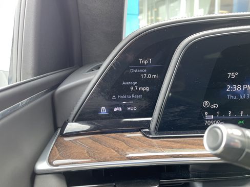 Used 2021 Cadillac Escalade Sport Platinum w/ Heavy-Duty Trailer Package image 22