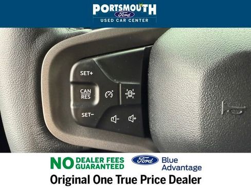 Used 2025 Ford Bronco Badlands image 16