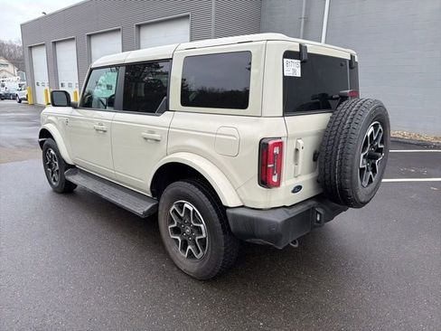 Used 2025 Ford Bronco Outer Banks image 5