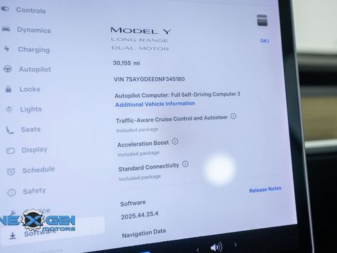 Used 2022 Tesla Model Y Long Range AWD/4WD image 19