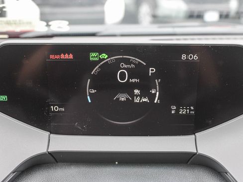New 2026 Toyota Prius Plug-In Hybrid FWD image 25