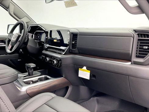 New 2026 GMC Sierra 1500 SLT w/ SLT Premium Plus Package image 6