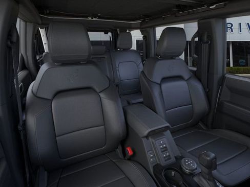 New 2026 Ford Bronco Badlands image 10