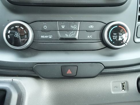 Used 2024 Ford Transit 250 Low Roof w/ Exterior Upgrade Package image 33