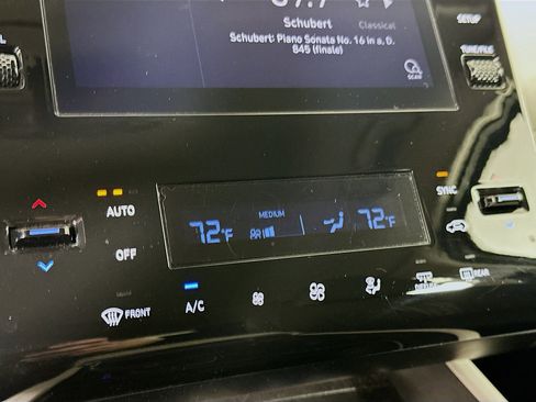 Used 2024 Hyundai Tucson SEL image 23