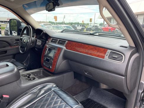 Used 2011 Chevrolet Silverado 3500 LTZ w/ LTZ Plus Package image 36