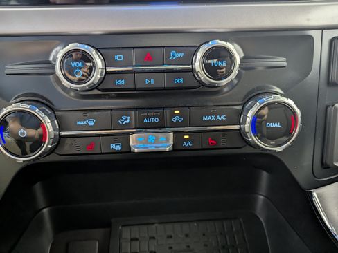 Used 2025 Ford F150 XLT w/ Equipment Group 302A MID AWD/4WD image 21