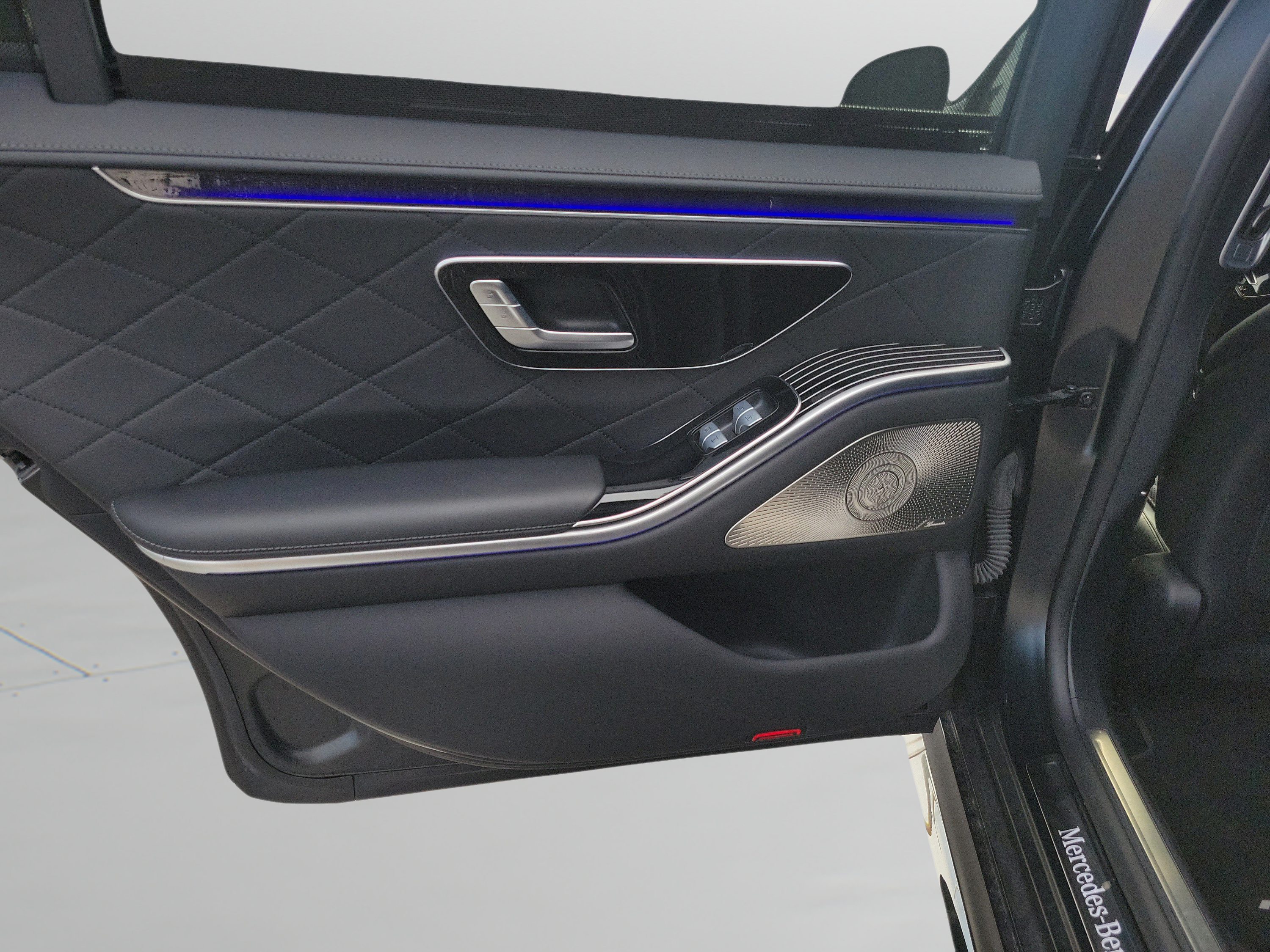 Certified 2024 Mercedes-Benz S 580 4MATIC Sedan image 7