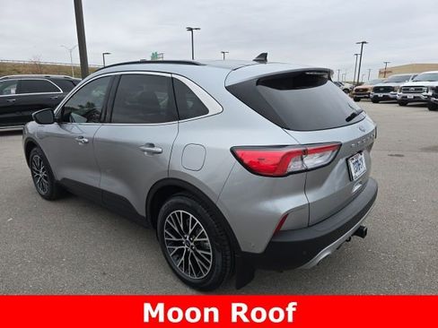 Certified 2022 Ford Escape Titanium w/ Titanium Premium Package image 3