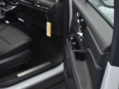 New 2026 Lincoln Corsair Grand Touring image 16