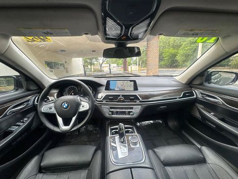 Used 2016 BMW 740i RWD image 22