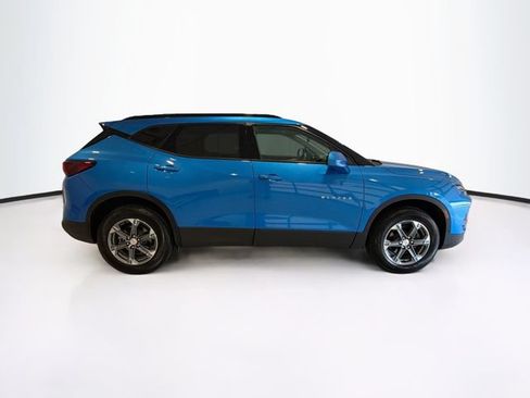 Used 2024 Chevrolet Blazer LT w/ Convenience Package FWD image 8