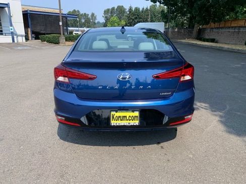Used 2020 Hyundai Elantra Limited w/ Ultimate Package 03 FWD image 4